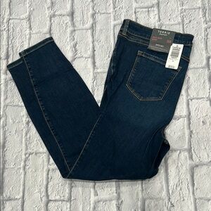 Torrid Women’s Dark Wash Skinny Jeans 16
